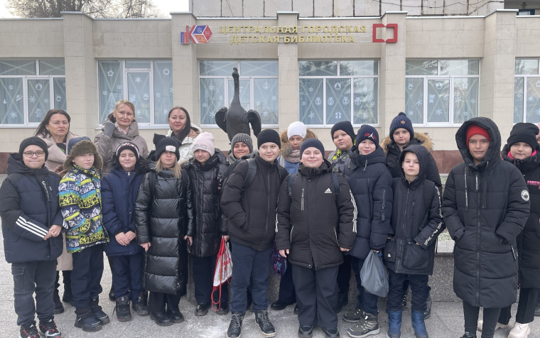«ЖИВЫМ ЖИТЬ, ЖИВОЕ ЗАГАДЫВАТЬ».